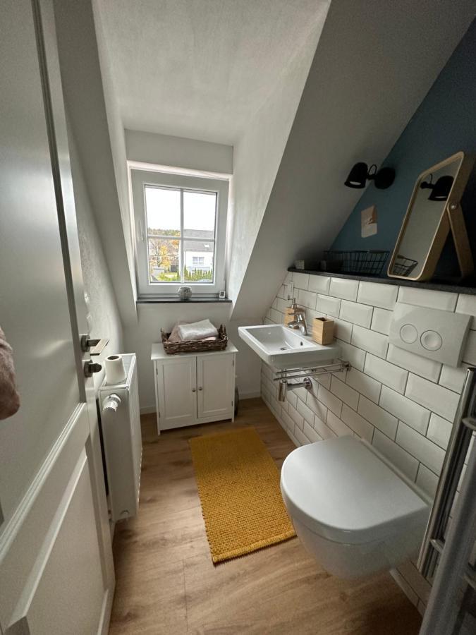 Stilvolles Gaestezimmer Mit Bad In Mechernich-Zentrum Buitenkant foto